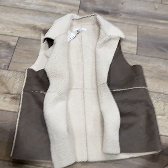 NWT JACK by BB DAKOTA Faux Shearling & Suede Vest Sz Large - Picture 4 of 8